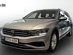 Silver (pyrit silver metallic) Begagnad 2023 VW Passat Business Kombi | 319 900 kr (Marknadspris)