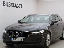Grå Begagnad 2020 Volvo V90 Momentum Kombi | 329 900 kr (Marknadspris)
