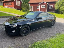 Svart Begagnad 2012 Toyota GT86 GT Sportkupé | 220 000 kr