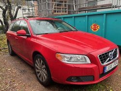 Röd Begagnad 2012 Volvo V70 Momentum Kombi | 55 000 kr (Bra pris)