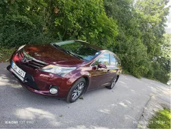 Röd Begagnad 2012 Toyota Avensis Business Edition Kombi | 50 000 kr (Bra pris)