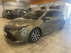 Grön Begagnad 2022 Toyota Corolla Kombi | 264 900 kr (Marknadspris)