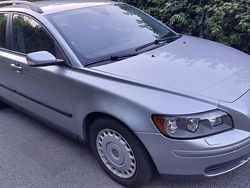 Silver Begagnad 2006 Volvo V50 Kombi | 26 000 kr