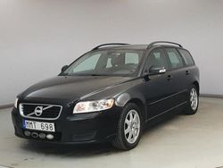Svart Begagnad 2010 Volvo V50 Kinetic Kombi | 29 900 kr (Marknadspris)