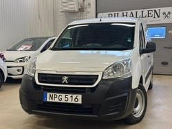 Vit Begagnad 2015 Peugeot Partner Van | 79 900 kr (Lite dyr)