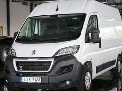 Vit Begagnad 2022 Peugeot Boxer Van | 264 500 kr (Bra pris)