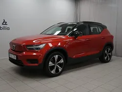 Röd Begagnad 2022 Volvo XC40 Core SUV | 299 000 kr
