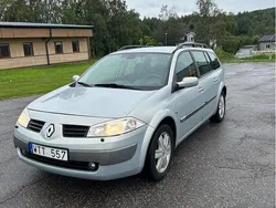 Grå Begagnad 2005 Renault Mégane GrandTour Kombi | 23 000 kr (Marknadspris)