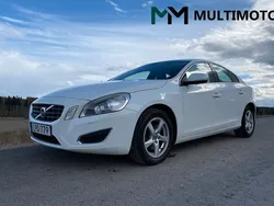 Vit Begagnad 2011 Volvo S60 Summum Sedan | 89 900 kr (Marknadspris)