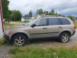 Brun Begagnad 2004 Volvo XC90 SUV | 15 000 kr