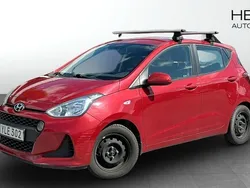 Röd (red) Begagnad 2017 Hyundai i10 Halvkombi | 88 700 kr (Marknadspris)