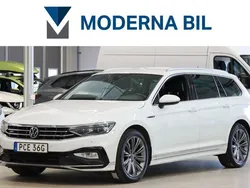 Vit Begagnad 2022 VW Passat GT Kombi | 309 400 kr (Marknadspris)
