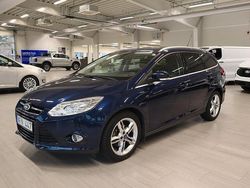 Blå (blå metallick) Begagnad 2012 Ford Focus Titanium Kombi | 93 800 kr (Dyr)