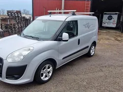 Grå Begagnad 2014 Fiat Doblò Minibuss | 54 900 kr (Lite dyr)