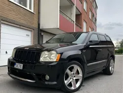 Svart Begagnad 2006 Jeep Grand Cherokee SRT8 SUV | 150 000 kr