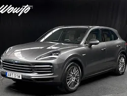 Grå (quartzite grey metallics) Begagnad 2019 Porsche Cayenne Sport SUV | 649 800 kr (Bra pris)