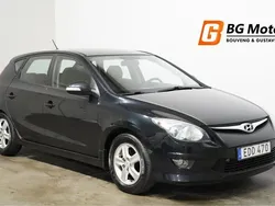Svart Begagnad 2011 Hyundai i30 Halvkombi | 49 900 kr (Dyr)