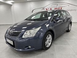 Mörkblå Begagnad 2011 Toyota Avensis Business Edition Kombi | 74 900 kr (Marknadspris)