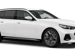 Vit Ny 2025 BMW 530e M Sport Kombi | 745 900 kr (Marknadspris)