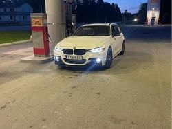 Vit Begagnad 2014 BMW 320 Sport Line Kombi | 160 000 kr (Dyr)