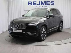 Svart Begagnad 2023 Volvo XC90 Plus SUV | 699 500 kr (Marknadspris)