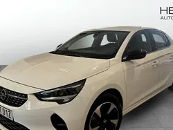 Vit (white) Begagnad 2021 Opel Corsa-e Halvkombi | 159 900 kr (Marknadspris)