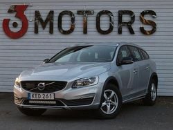 Silver Begagnad 2015 Volvo V60 CC Momentum Kombi | 139 700 kr (Lite dyr)
