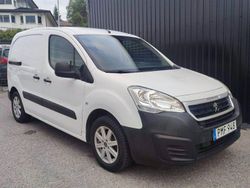 Vit Begagnad 2016 Peugeot Partner Van | 99 000 kr (Marknadspris)