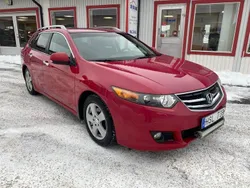 Röd Begagnad 2009 Honda Accord Executive Kombi | 49 900 kr (Dyr)