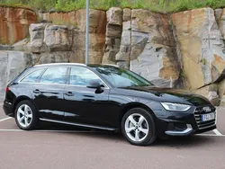 Svart Begagnad 2021 Audi A4 Advanced Plus Kombi | 279 000 kr (Marknadspris)