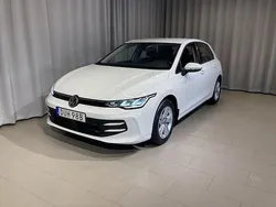 Begagnad 2025 VW Golf VIII Life | 299 900 kr