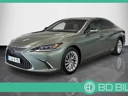 Grön Begagnad 2019 Lexus ES300H Luxury Line Sedan | 429 900 kr