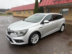 Silver Begagnad 2017 Renault Mégane GrandTour Kombi | 128 500 kr (Marknadspris)