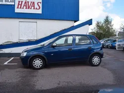 Mörkblå (blå) Begagnad 2003 Opel Corsa Halvkombi | 19 500 kr (Marknadspris)