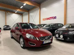 Röd Begagnad 2010 Volvo S60 Momentum Sedan | 79 900 kr (Marknadspris)