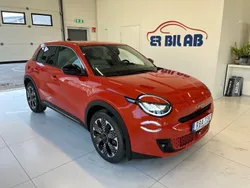 Orange Begagnad 2023 Fiat 600E La Prima SUV | 369 000 kr