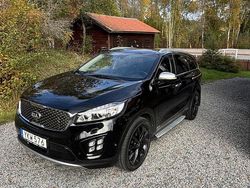 Svart Begagnad 2017 Kia Sorento 3 SUV | 230 000 kr (Marknadspris)