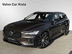 Grå Begagnad 2024 Volvo V60 Plus Kombi | 474 900 kr (Marknadspris)