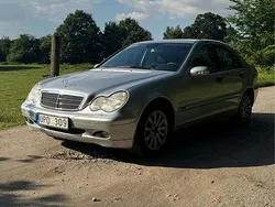 Silver Begagnad 2004 Mercedes C180 Sedan | 29 900 kr (Marknadspris)