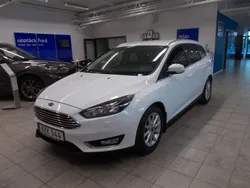 Vit (frozen white) Begagnad 2016 Ford Focus Titanium Kombi | 139 400 kr (Dyr)