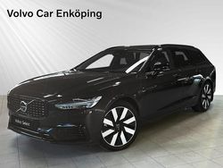 Grå Begagnad 2024 Volvo V90 Plus Kombi | 489 900 kr (Marknadspris)