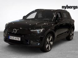 Svart Begagnad 2022 Volvo XC40 Plus SUV | 339 000 kr