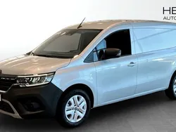 Grå (grey) Ny 2025 Renault Kangoo Minibuss | 312 375 kr (Marknadspris)