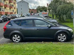Grå Begagnad 2010 Kia Ceed Sportswagon Kombi | 33 000 kr (Marknadspris)