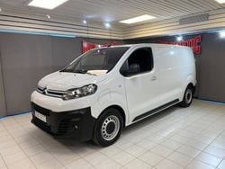 Vit Begagnad 2023 Citroën e-Jumpy Business Class Minibuss | 461 250 kr (Lite dyr)