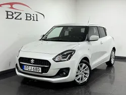 Vit Begagnad 2020 Suzuki Swift Halvkombi | 164 900 kr (Marknadspris)