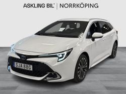 Vit Begagnad 2023 Toyota Corolla Style Kombi | 299 000 kr (Lite dyr)