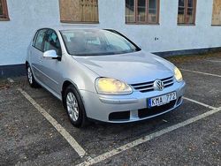 Begagnad 2009 VW Golf VI Trendline Halvkombi | 36 500 kr (Bra pris)