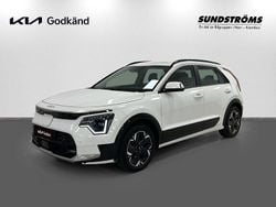 Vit Begagnad 2022 Kia e-Niro SUV | 319 900 kr (Dyr)