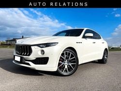 Vit bianco alpi metallic Begagnad 2017 Maserati Levante SUV | 439 900 kr (Lite dyr)
